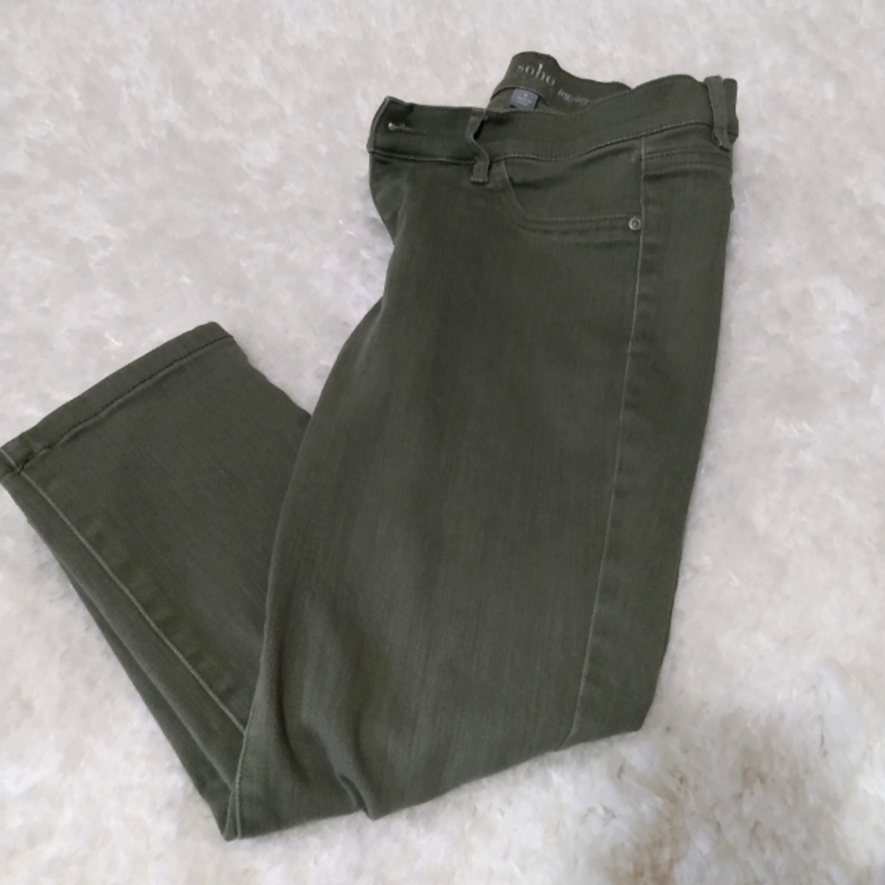 Soho by NYC woman's size 4 hunter green skinny jeggings
